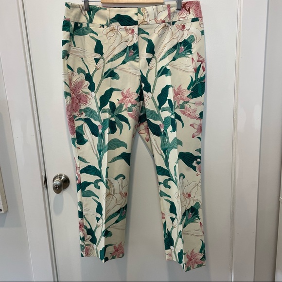 Ann Taylor factory botanical print ankle pants. - Picture 13 of 16